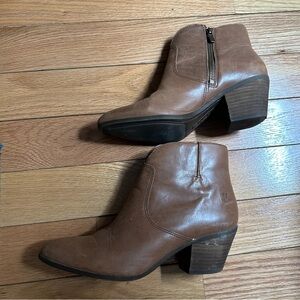 Frye Jennifer Brown Tan Leather Ankle Booties US 8 M Women's Zip Block Heel Shoe